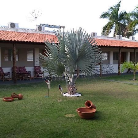 Tuiuiu Park Hotel Rinopolis Exterior photo